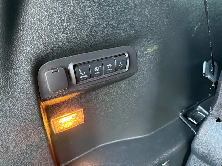 2018 FORD EXPLORER Image 29
