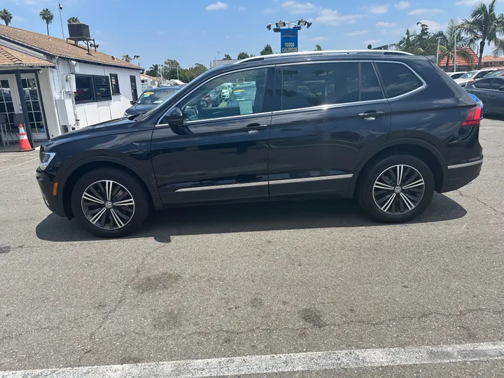 2018 VOLKSWAGEN TIGUAN Image 5