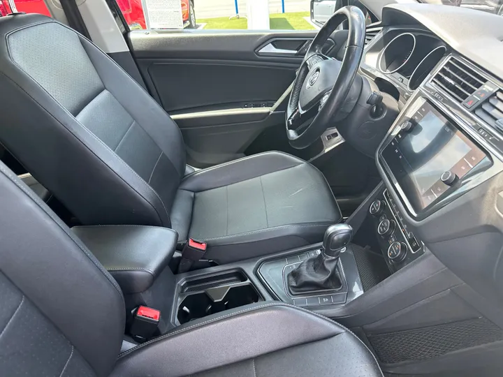2018 VOLKSWAGEN TIGUAN Image 44