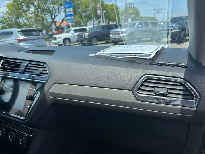 2018 VOLKSWAGEN TIGUAN Image 45