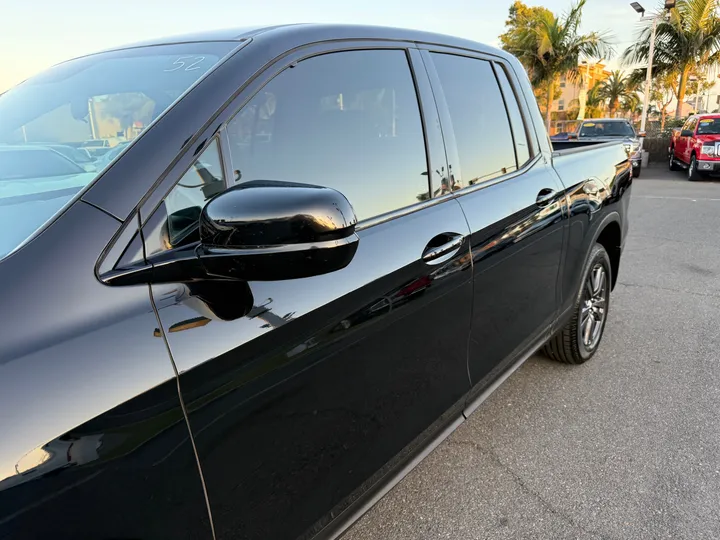 2019 HONDA RIDGELINE Image 7