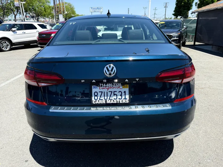 2022 VOLKSWAGEN PASSAT Image 11