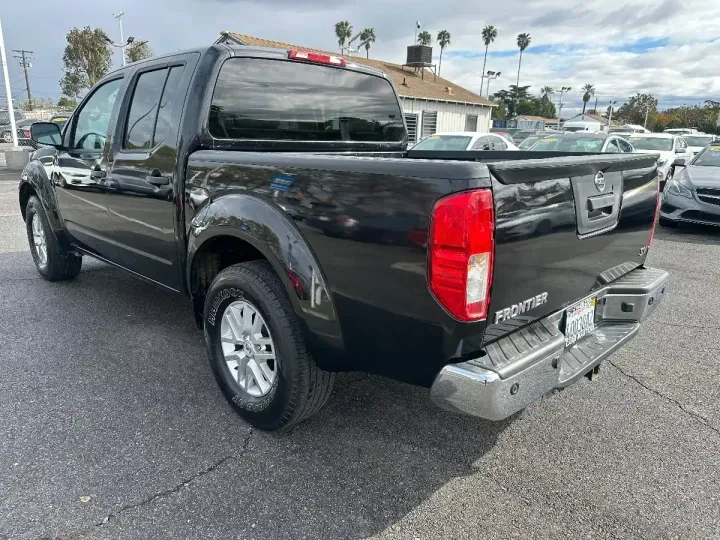 2016 NISSAN FRONTIER CREW CAB Image 7