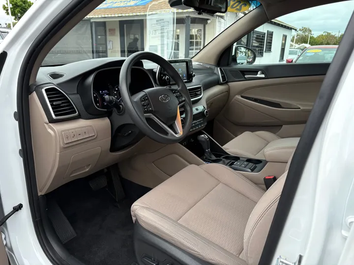 2020 HYUNDAI TUCSON Image 13