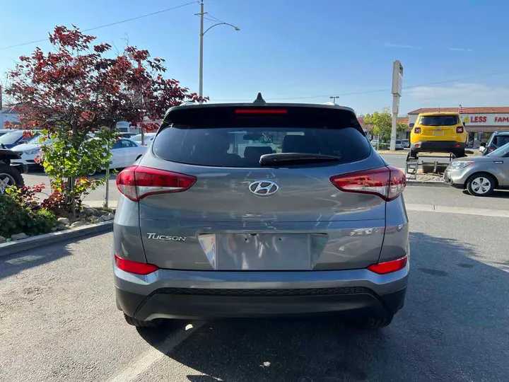 2018 HYUNDAI TUCSON Image 7