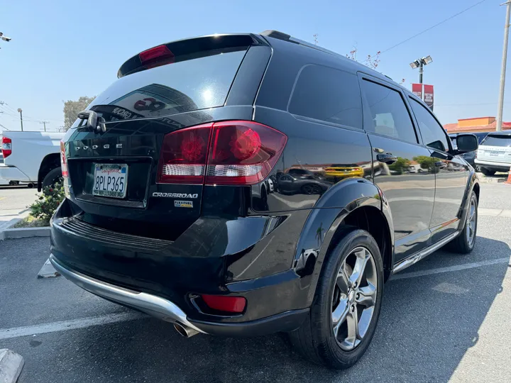 2017 DODGE JOURNEY Image 6