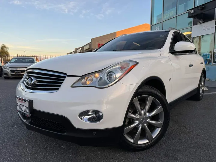 2014 INFINITI QX50 Image 3