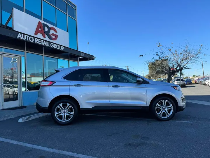 2017 FORD EDGE Image 4