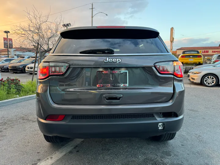 2017 JEEP COMPASS Image 7