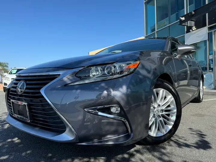 BEIGE, 2016 LEXUS ES Image 3