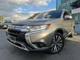 2020 MITSUBISHI OUTLANDER Thumnail Image 3