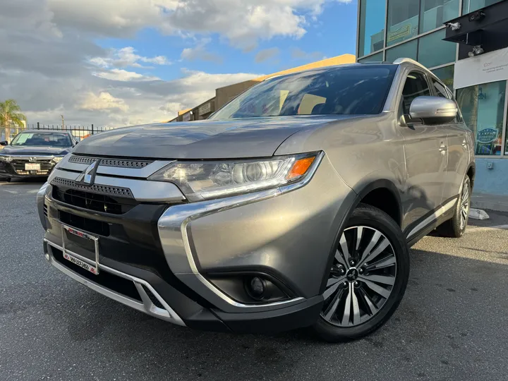 2020 MITSUBISHI OUTLANDER Image 3