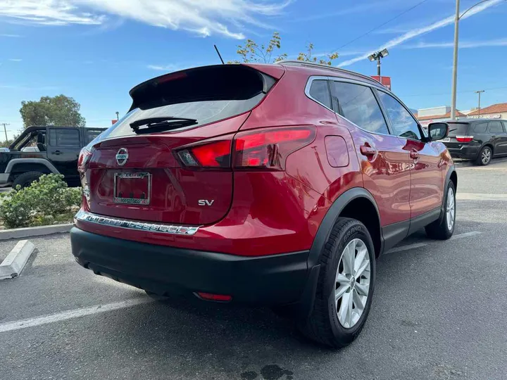 2018 NISSAN ROGUE SPORT Image 6