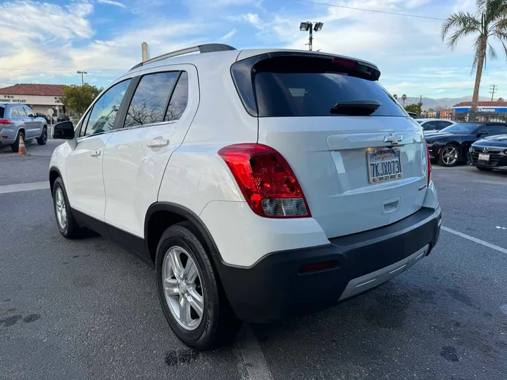 2015 CHEVROLET TRAX Image 6