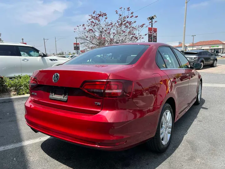 2017 VOLKSWAGEN JETTA Image 8