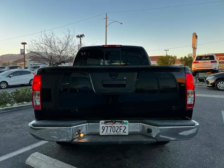 2017 NISSAN FRONTIER CREW CAB Image 7