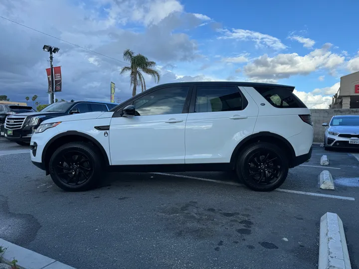 2017 LAND ROVER DISCOVERY SPORT Image 5