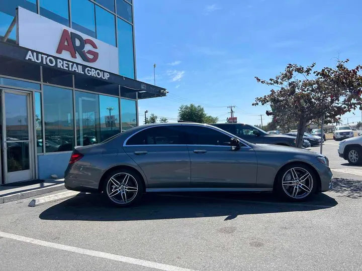 2018 MERCEDES-BENZ E-CLASS Image 4