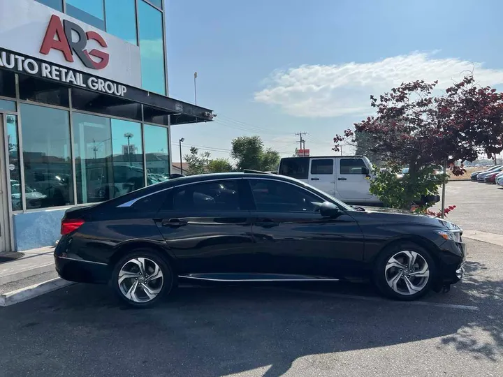 2019 HONDA ACCORD Image 4