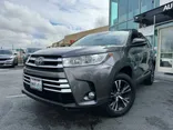 2019 TOYOTA HIGHLANDER Thumnail Image 3