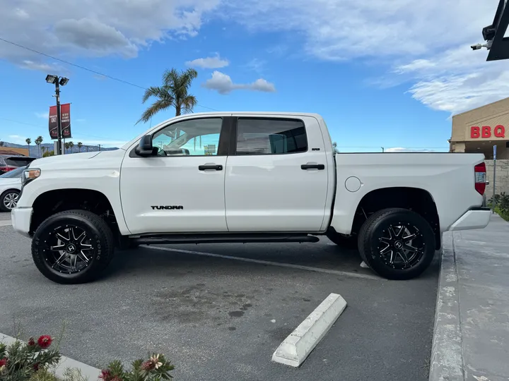 2019 TOYOTA TUNDRA CREWMAX Image 5