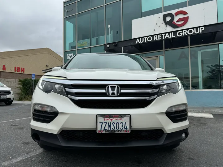 BURGUNDY, 2017 HONDA PILOT Image 2