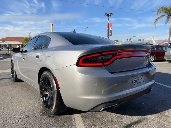 2018 DODGE CHARGER Image 6