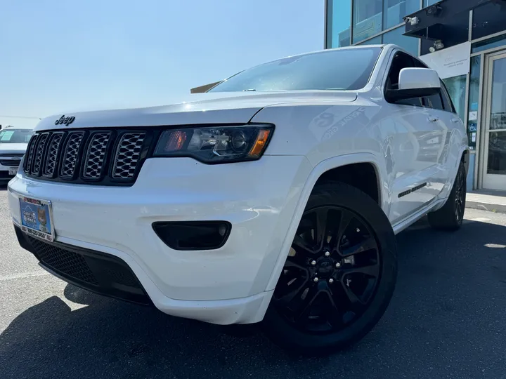 BLACK, 2019 JEEP GRAND CHEROKEE Image 3