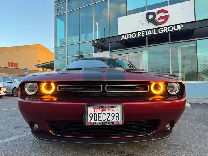 2018 DODGE CHALLENGER Image 2