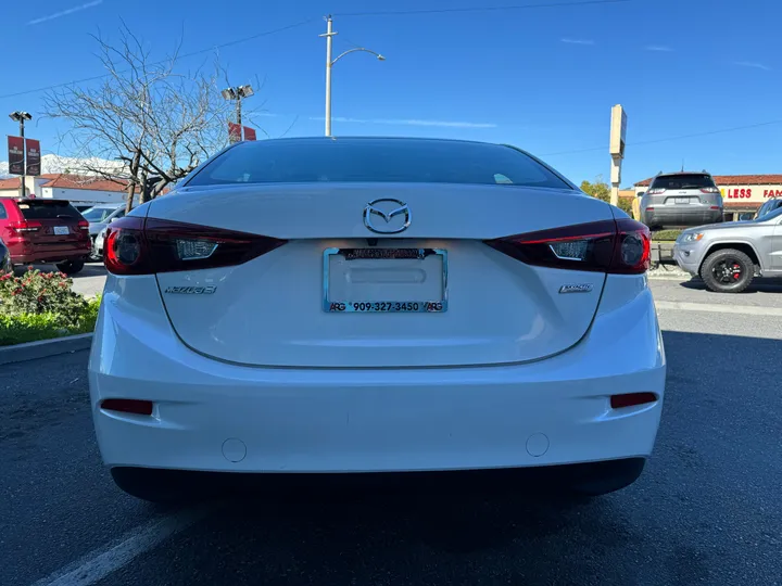 2017 MAZDA MAZDA3 Image 7