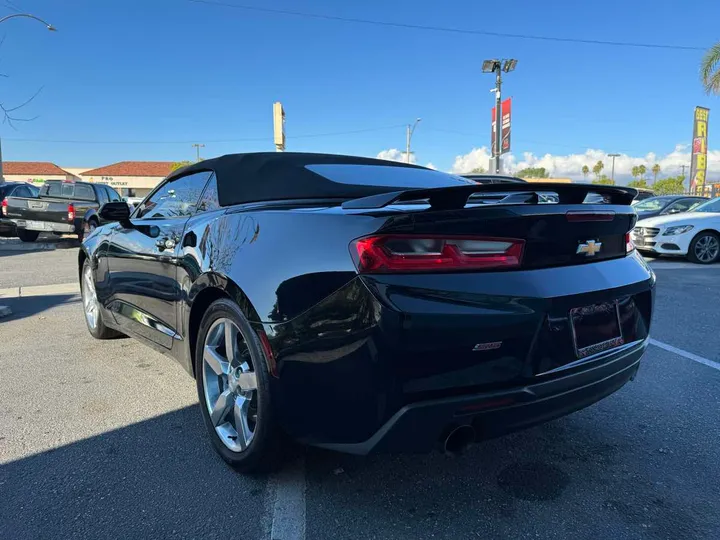 2017 CHEVROLET CAMARO Image 8