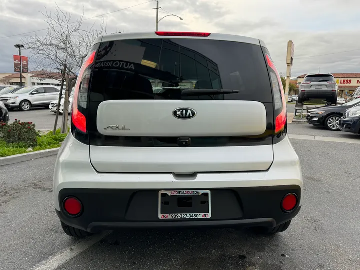 2018 KIA SOUL Image 7