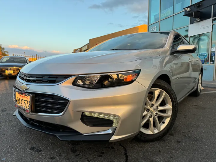 2018 CHEVROLET MALIBU Image 3