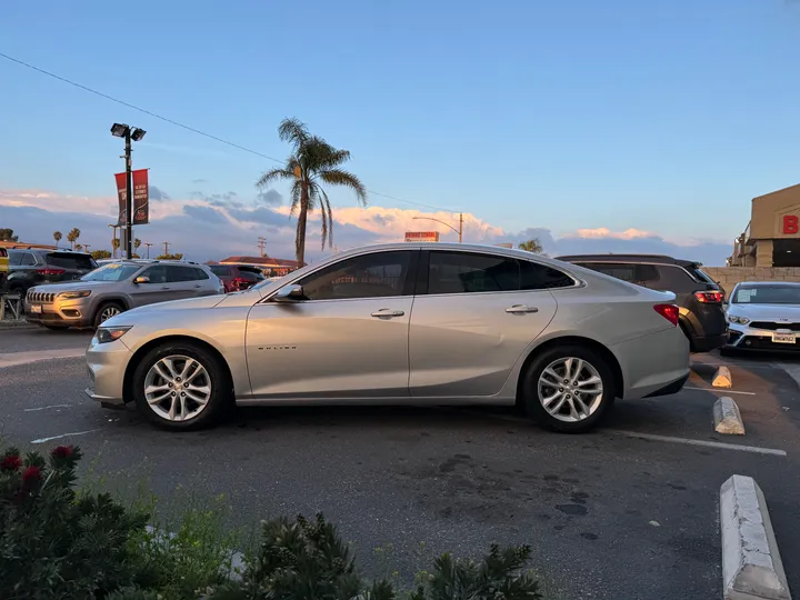 2018 CHEVROLET MALIBU Image 5