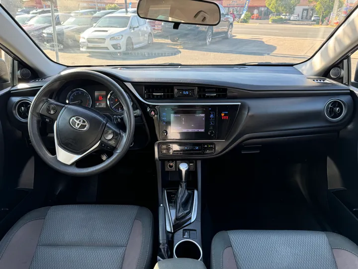 BLUE, 2019 TOYOTA COROLLA Image 13