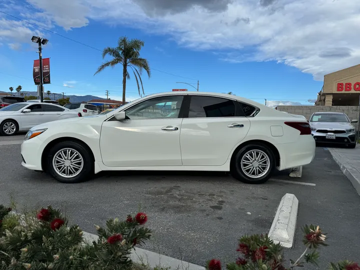 2018 NISSAN ALTIMA Image 4