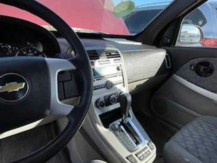 RED, 2008 CHEVROLET EQUINOX Image 8