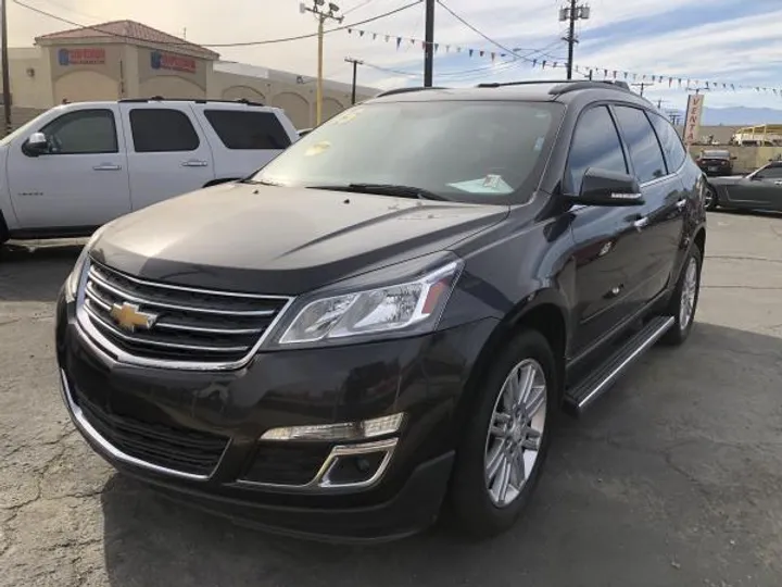 GRAY, 2015 CHEVROLET TRAVERSE Image 5