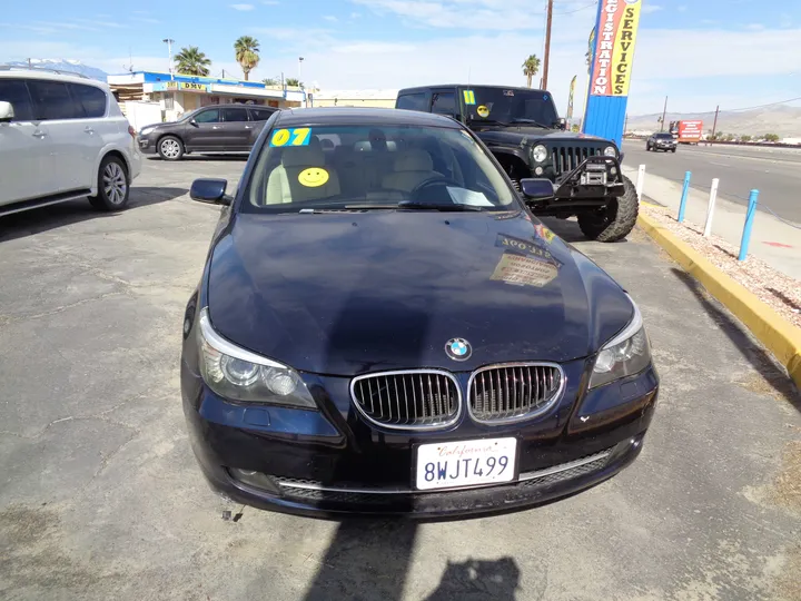 BLUE, 2008 BMW 5 SERIES Image 5