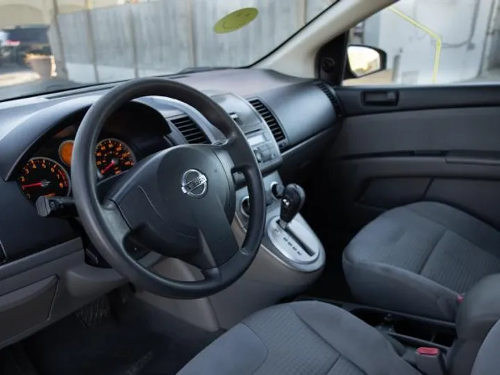 BLACK, 2008 NISSAN SENTRA Image 8