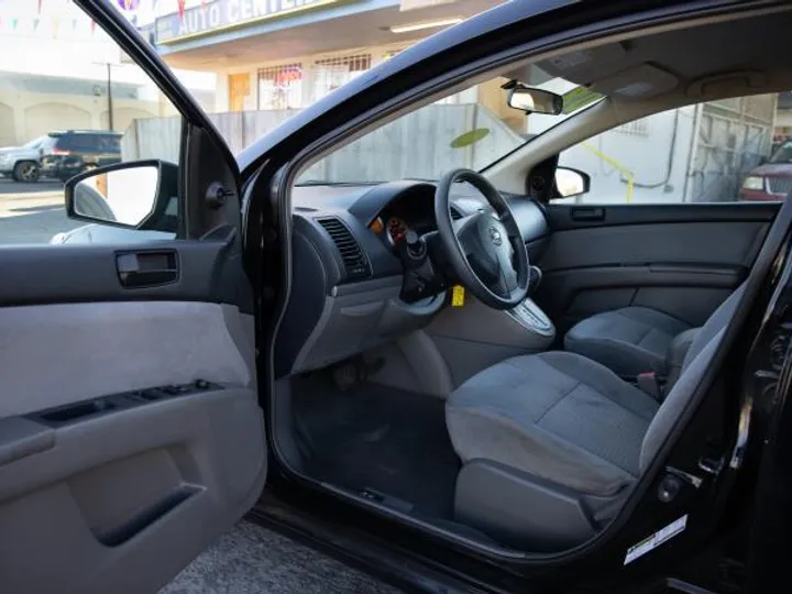 BLACK, 2008 NISSAN SENTRA Image 6