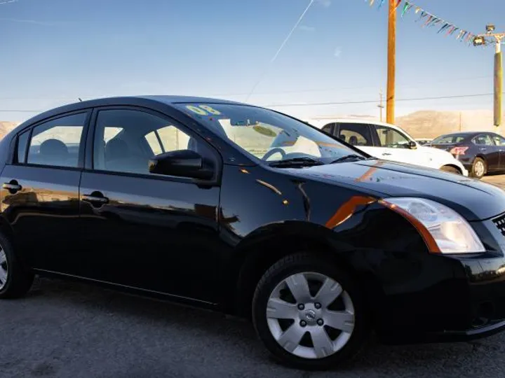 BLACK, 2008 NISSAN SENTRA Image 3