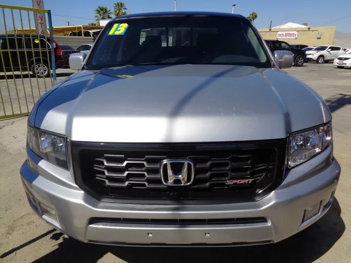 SILVER, 2013 HONDA RIDGELINE Image 2