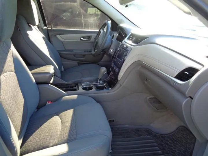 TAN, 2014 CHEVROLET TRAVERSE Image 13