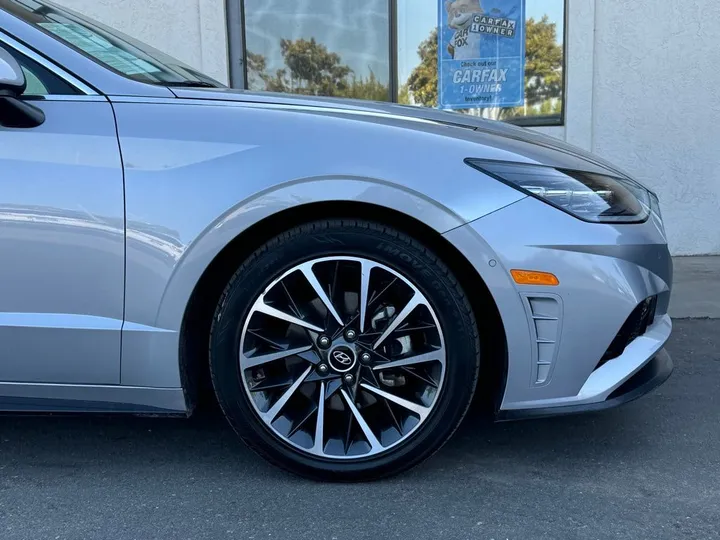 Silver, 2023 HYUNDAI SONATA Image 2
