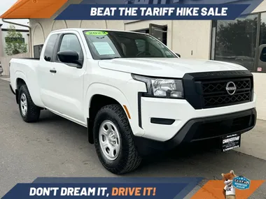 Glacier White, 2022 NISSAN FRONTIER Image 