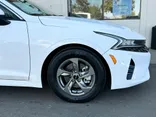 Glacial White Pearl, 2023 KIA K5 Thumnail Image 2