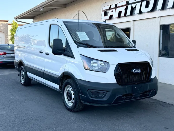 Oxford White, 2021 FORD TRANSIT-150 Image 1