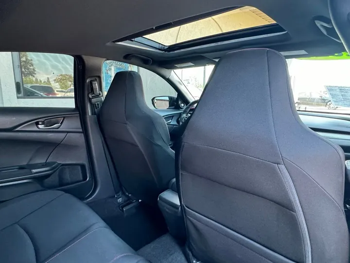 Crystal Black Pearl, 2020 HONDA CIVIC Image 23