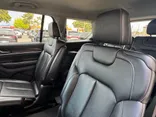 Diamond Black Crystal Pearlcoat, 2023 JEEP GRAND CHEROKEE L Thumnail Image 19